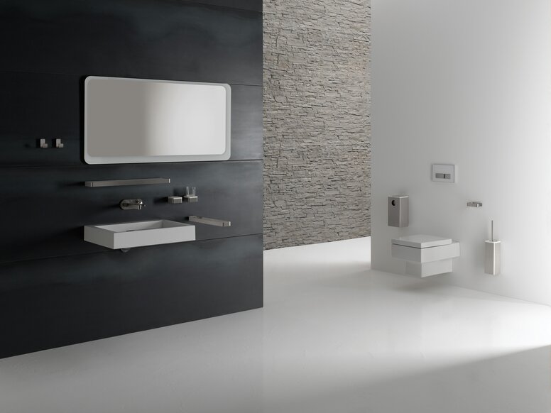 Barrier-free WC in the public area