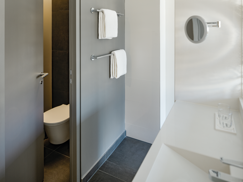 Hotel H4 w Mönchengladbach Łazienka