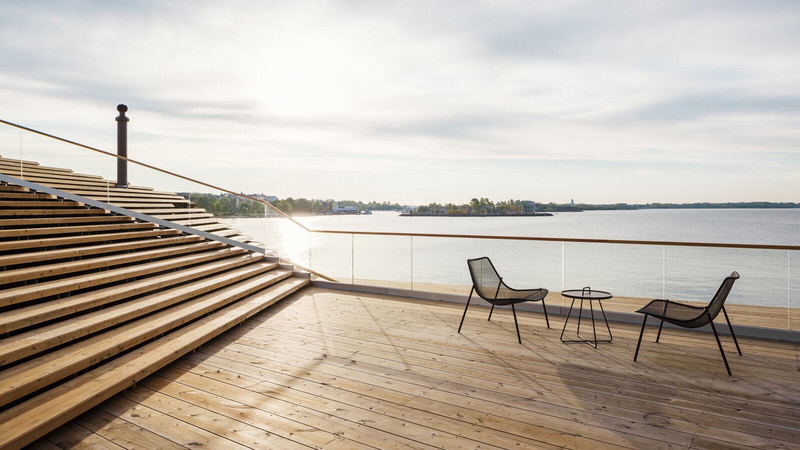 Sauna Löyly in Helsinki Sauna Löyly in Helsinki terras